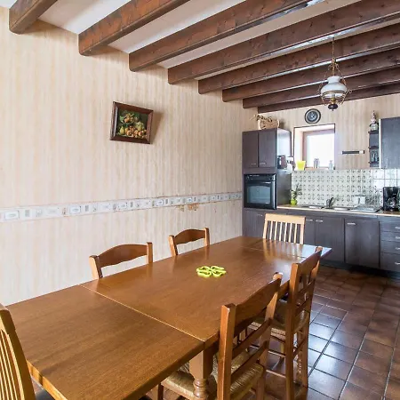 Saint-nectaire, 4 Pieces, 6 Personnes - Fr-1-630-179 Feriehus